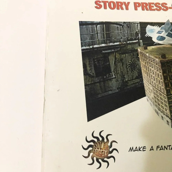 2008 Superhero  Story Press Out Book Paperback Easy To Make Press Out Models - Picture 3 of 16